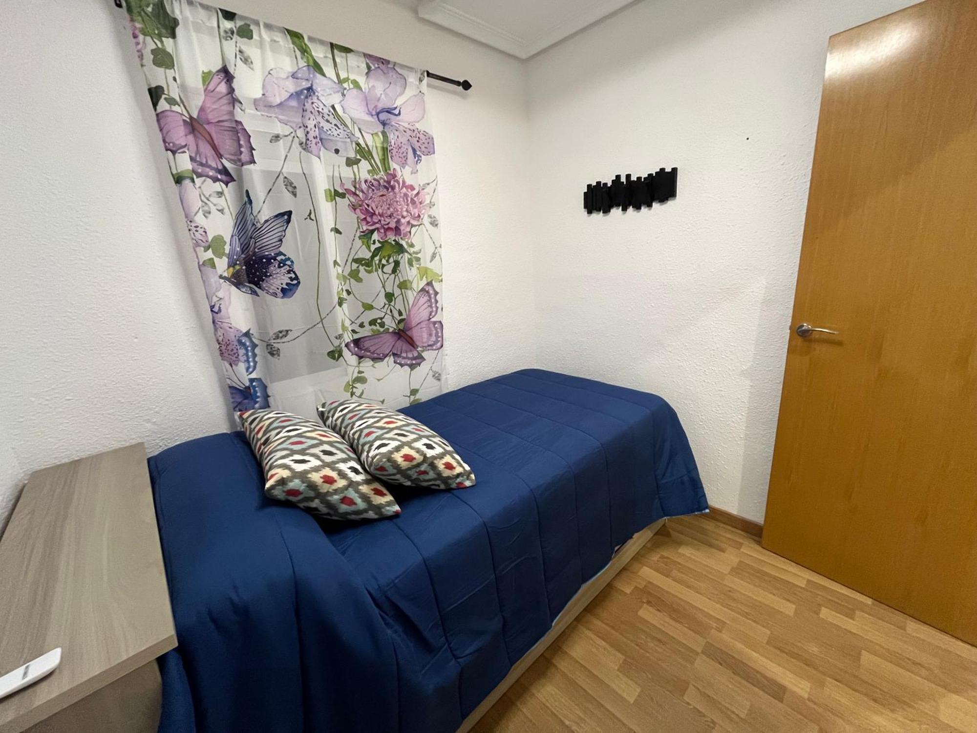 Marqplace Beach Free Parking And Ac Alicante Exterior foto
